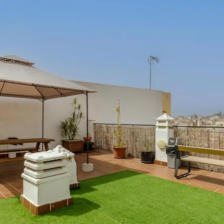 Apartamento Centrico La Merced - Free Parking & Free Gym Malaga Exterior photo